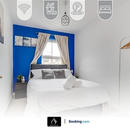 2 Bed House By Boyeilles Apartments Short Lets & Serviced Accommodation Belfast With Balcony & Free Parking Esterno foto